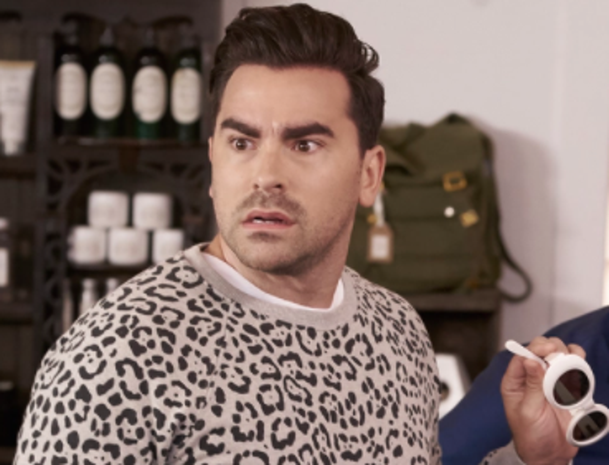 Schitts Creek Star Dan Levy Criticises Comedy Central India For Removing Gay Kiss The Independent 2421